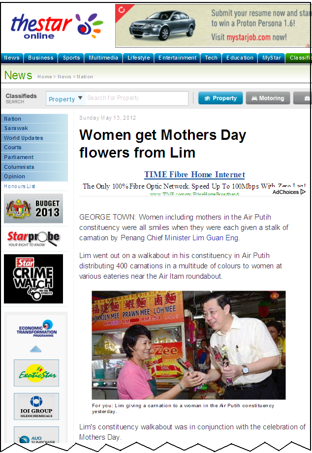 Women get Mothers Day flowers from Lim